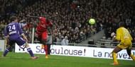 Paris Saint-Germain's defender Mamadou Sakho (C) scores a goal on February 1, 2013 at the Stade Municipal in Toulouse