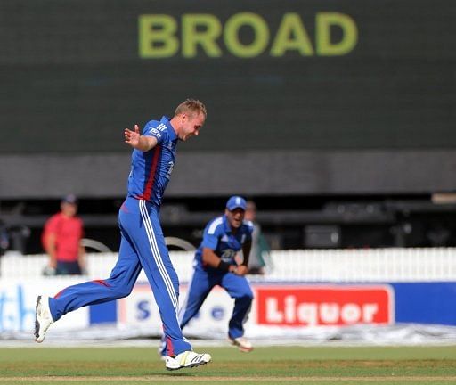 Broad hat-trick as England win N.Z. tour warm-up