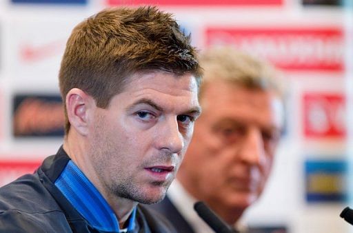 England&#039;s manager Roy Hodgson (R) and captain Steve Gerrard, pictured in London, on February 5, 2013