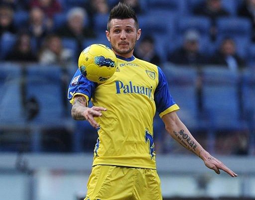 Chievo&#039;s French striker Cyril Thereau, pictured on January 8, 2012