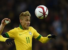 Pele slams Neymar, fears for Brazil