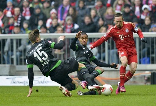 Bayern's six-goal Bremen rout opens 18-point lead