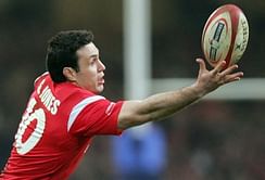 Wales stalwart Stephen Jones to retire