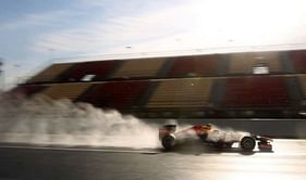 Webber fastest in wet Barcelona test