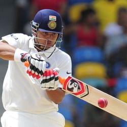 Suresh Raina - Hoicking the doubts over mid-wicket!