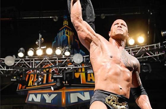 wwe-elimination-chamber-2013-the-rock-retains