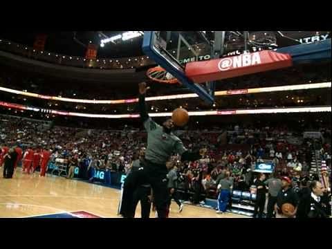 Video: The best of LeBron's pre-game dunks