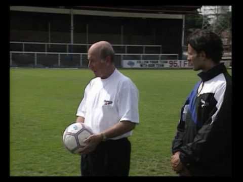 Video: Ryan Giggs amazing skill - Tip 1