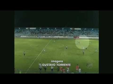 Video: Brazilian player karate-kicks referee
