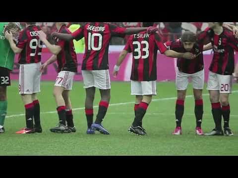 Video: AC Milan and Bari put up a show before the game