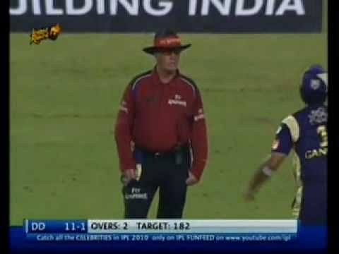 Video: Rudi Koertzen 'almost' gives Sehwag out