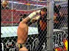 Video: Undertaker vs CM Punk - Hell In A Cell