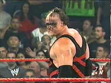 Video: When Kane took off his mask
