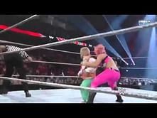 Video: Natalya vs Hornswoggle