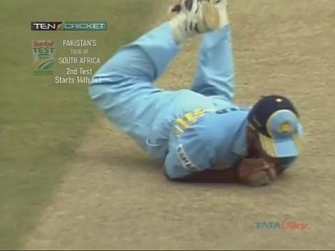 Video: A stunning catch by Rahul Dravid