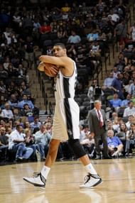 Dallas Mavericks v San Antonio Spurs