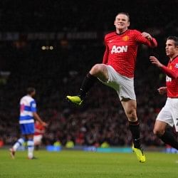Manchester United beat Reading to go 15 points clear