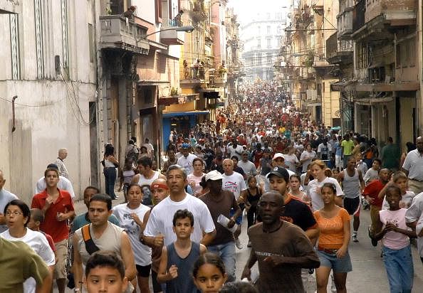 Thousands of Cubans run in 'Marathon of Hope'