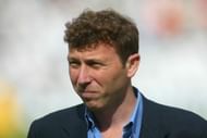 4th test England v India at the AMP Oval 3rd day 07-09-2002 MICHAEL ATHERTON / FORMER ENGLAND CRICKET CAPTAIN TURNED BROADCASTER