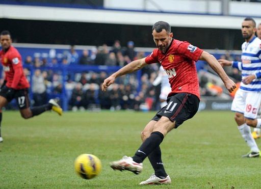 Giggs scores Manchester United&#039;s second goal against Queens Park Rangers at Loftus Road on February 23, 2012