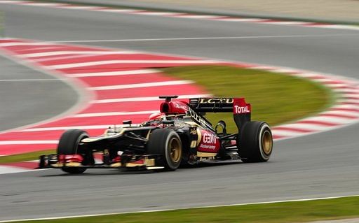 Lotus&#039; French driver Romain Grosjean during F1 testing at the Catalunya circuit in Montmelo, Spain, on March 1, 2013