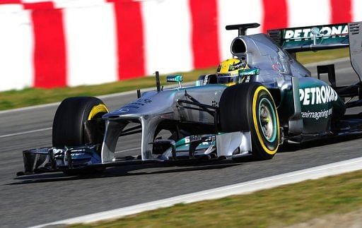 Mercedes British driver Lewis Hamilton drives at Catalunya&#039;s racetrack in Montmelo, near Barcelona on March 2, 2013