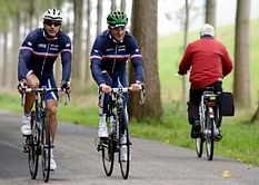 Champion cyclist Jalabert injured in crash