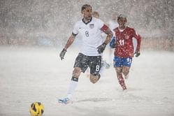 US defy driving snow, Honduras stun Mexico