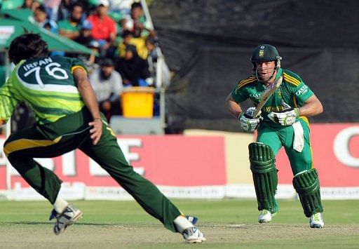 De Villiers takes South Africa to series win
