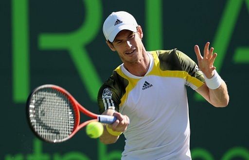 Andy Murray plays a forehand during the quarter final match at the Sony Open on March 28, 2013, in Key Biscayne, Florida