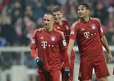 Bayern in nine-goal rout, on brink of title