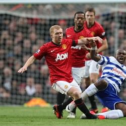 Two young Manchester United midfielders who can replace Paul Scholes