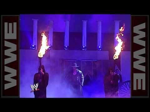 Video: The Undertaker uses his powers to destory the ring