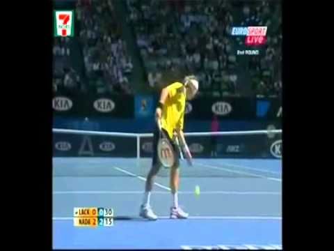 Video: Nadal and Steffi Graf respond to marriage proposals on court
