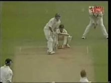 Video: Warne the spin magician upto his tricks again