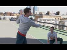 Video: Andy Murray's street tennis skills
