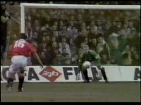 Video: Peter Schmeichel's best saves