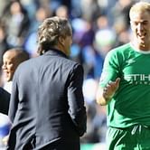 Mancini feels United don't deserve to be 15 points up, Hart feels otherwise