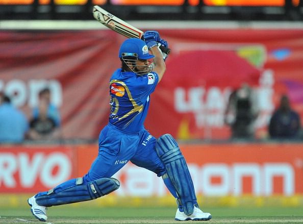 Mumbai Indians stutter to 115/9