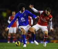 Marouane Fellaini of Everton competes with Aaron Ramsey of Arsenal during the Barclays Premier League match between Everton and Arsenal at Goodison Park on November 28, 2012 in Liverpool, England. (Photo by Laurence Griffiths/Getty Images)