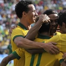 Neymar, Ronaldinho star in Brazil's win over Bolivia