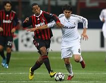 Ronaldinho, Kaka battle for World Cup spot