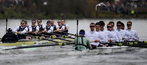 Oxford win controversy-free Boat Race