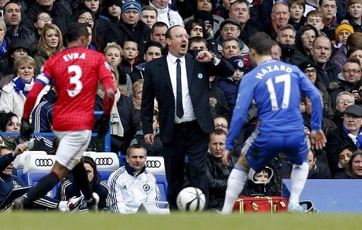 Chelsea&#039;s Rafael Benitez (C) reacts in London, England on April 1, 2013