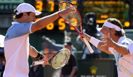 Argentina, Serbia poised to strike at Davis Cup