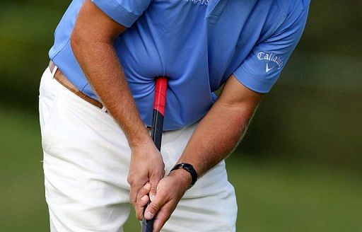 Masters chief Billy Payne has refused to be drawn on the contentious issue of anchoring putters