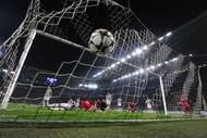Bayern Munich's Mario Mandzukic scores in Turin on April 10, 2013