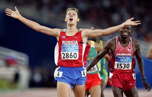Yuiy Borzakovsky wins the men&#039;s 800m gold in the Athens Olympics on August 28, 2004