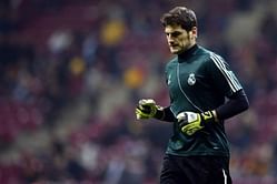 Del Bosque says Casillas' spot safe with Spain