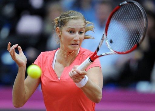 Russia&#039;s Yekaterina Makarova returns a ball to Slovakia&#039;s Daniela Hantuchova in Moscow on April 21, 2013